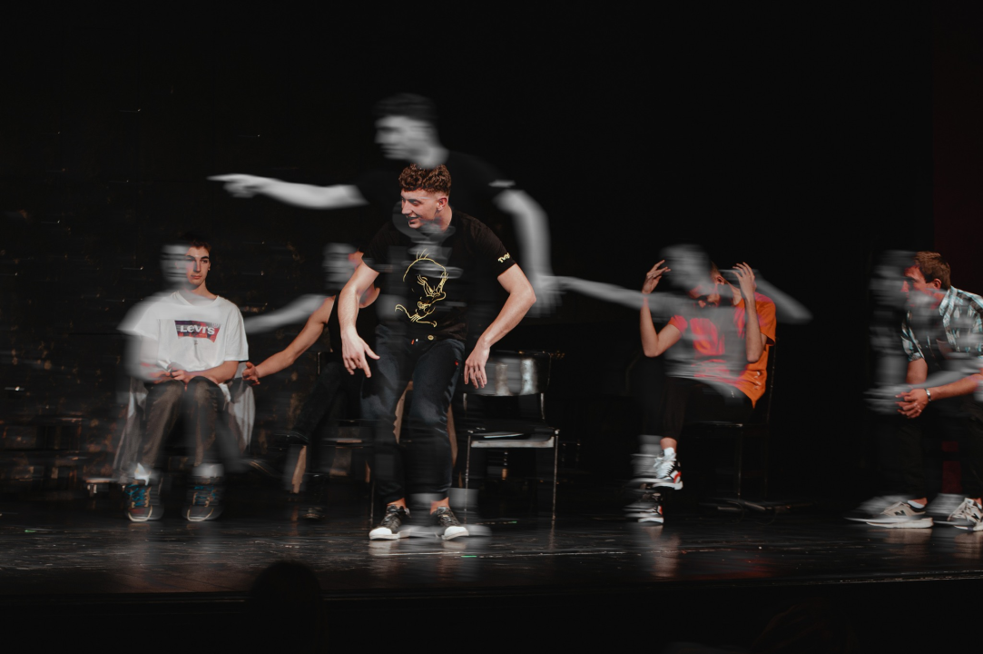 Dramski studio oduševio još jednom: Kauboji su do suza nasmijali rasprodano kazalište!