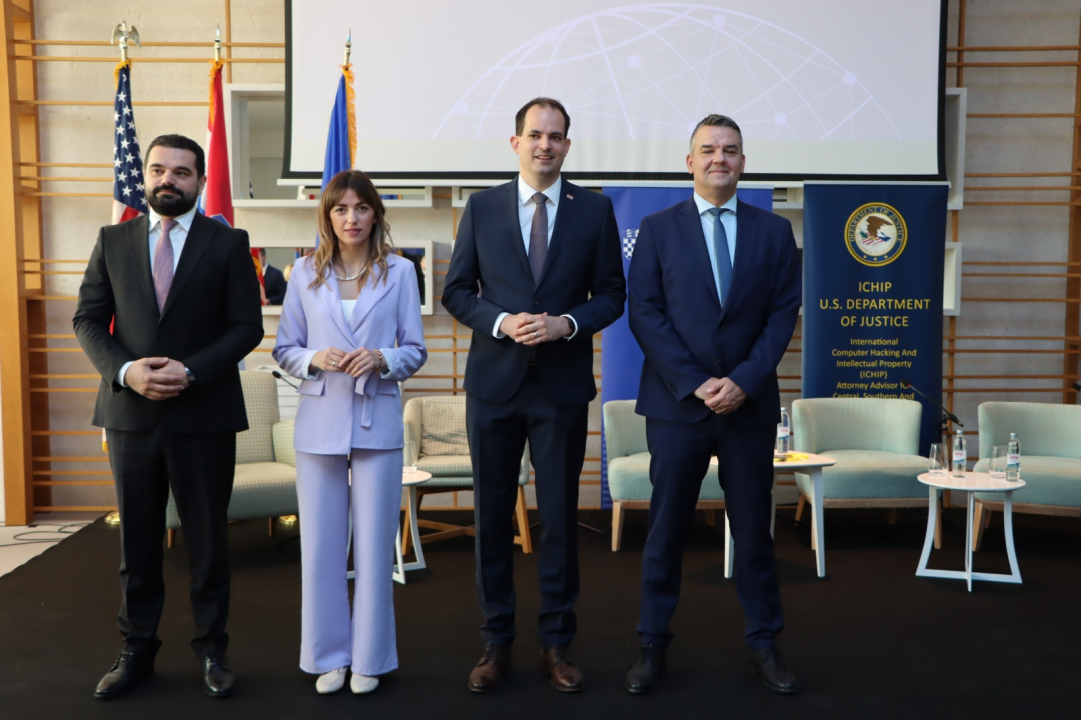 U Šibeniku potpisan Memorandum o suzbijanju kibernetičkog kriminala između SAD-a i Hrvatske