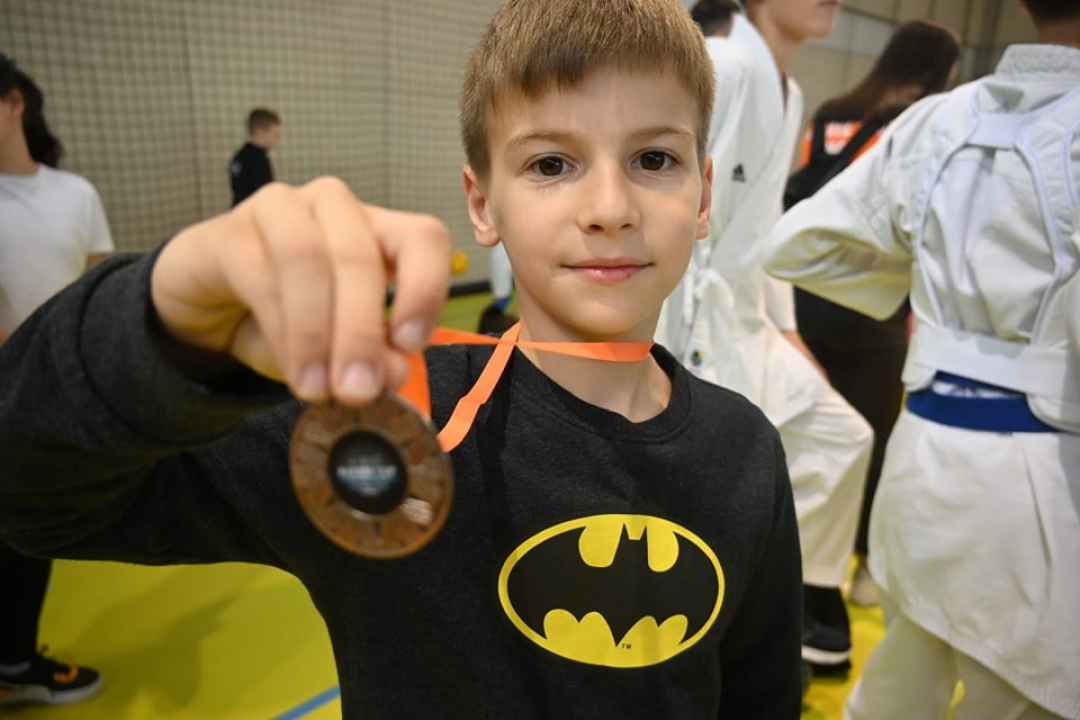 KK Okit opet najbolji: Iz Splita se vratili sa 42 medalje i peharom za najbolji klub turnira  