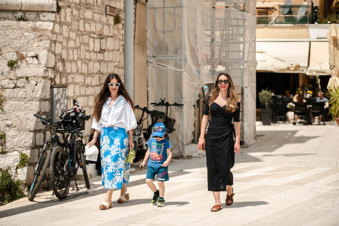 Lepršavi i laneni komadi preplavili ulice grada: Evo tko nam je upao u oko 