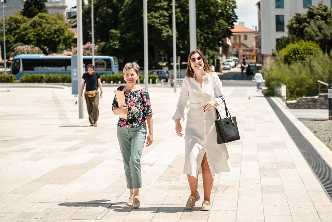 Lepršavi i laneni komadi preplavili ulice grada: Evo tko nam je upao u oko 