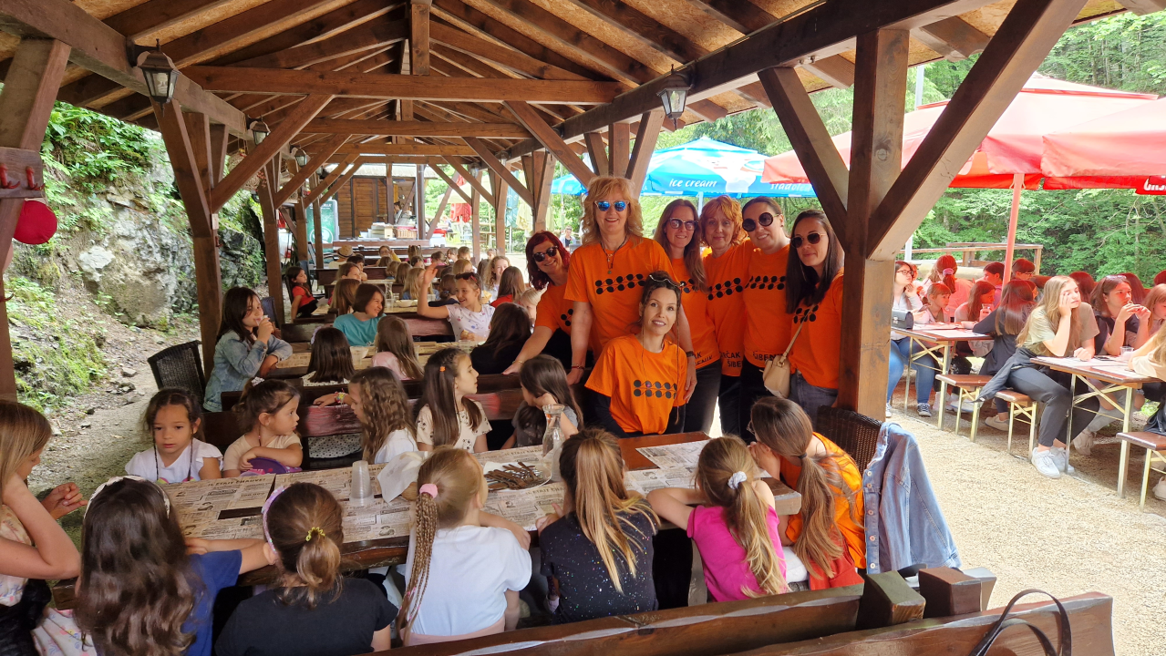 Najmlađi šibenski pjevači 'Cvrčci' nastupili na smotri dječjih zborova u Ravnoj Gori