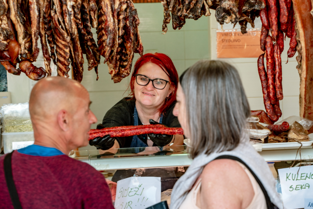 Delikatese Petrović sa šibenske pijace proširile svoju ponudu: Traže i vozača na neodređeno vrijeme