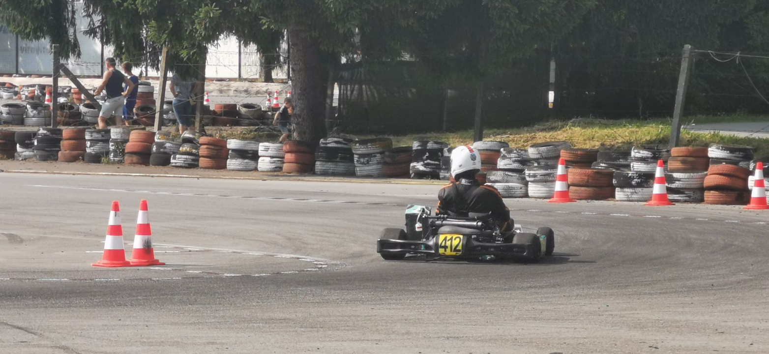 Šibenski kartingaš Franko Škugor treći u generalnom poretku klase 6 Rotax Max DD2