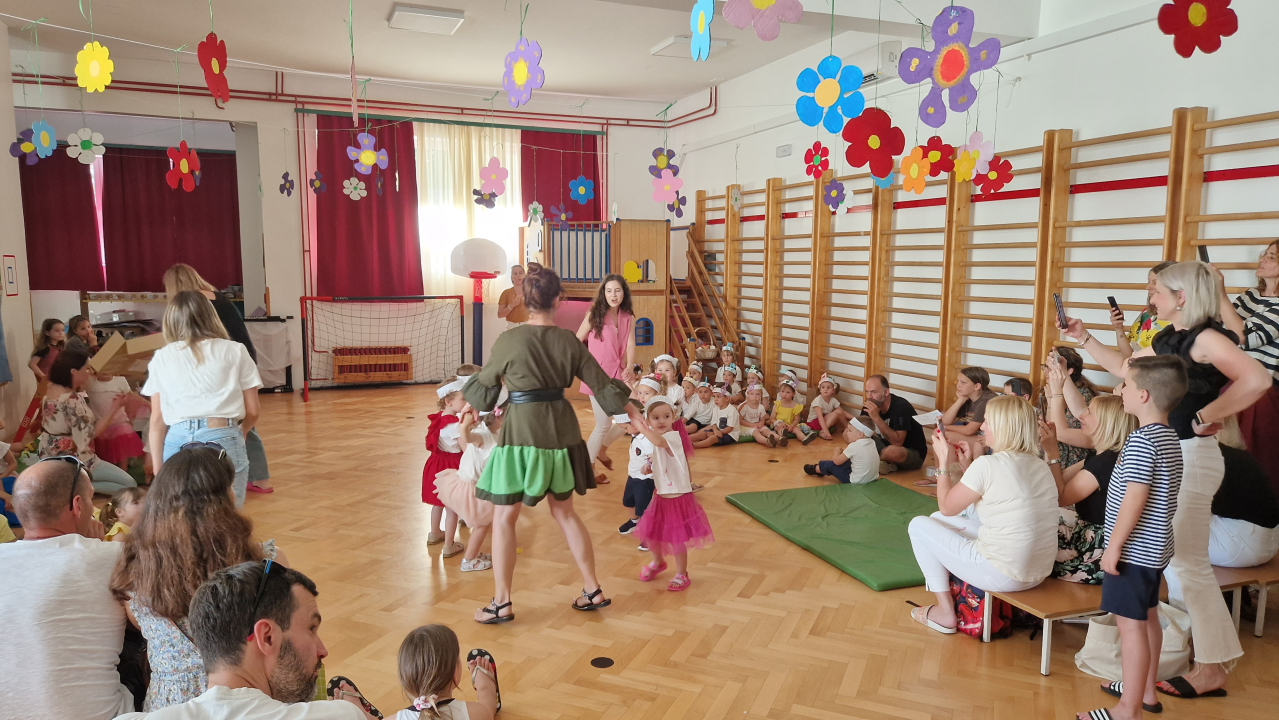 Djeca DV Šibenska maslina oduševili priredbom za roditelje i obilježili Svjetski dan glazbe 