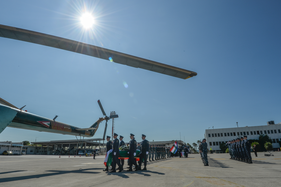 Ispraćena tijela trojice mađarskih zrakoplovaca stradalih u kanjonu Čikole