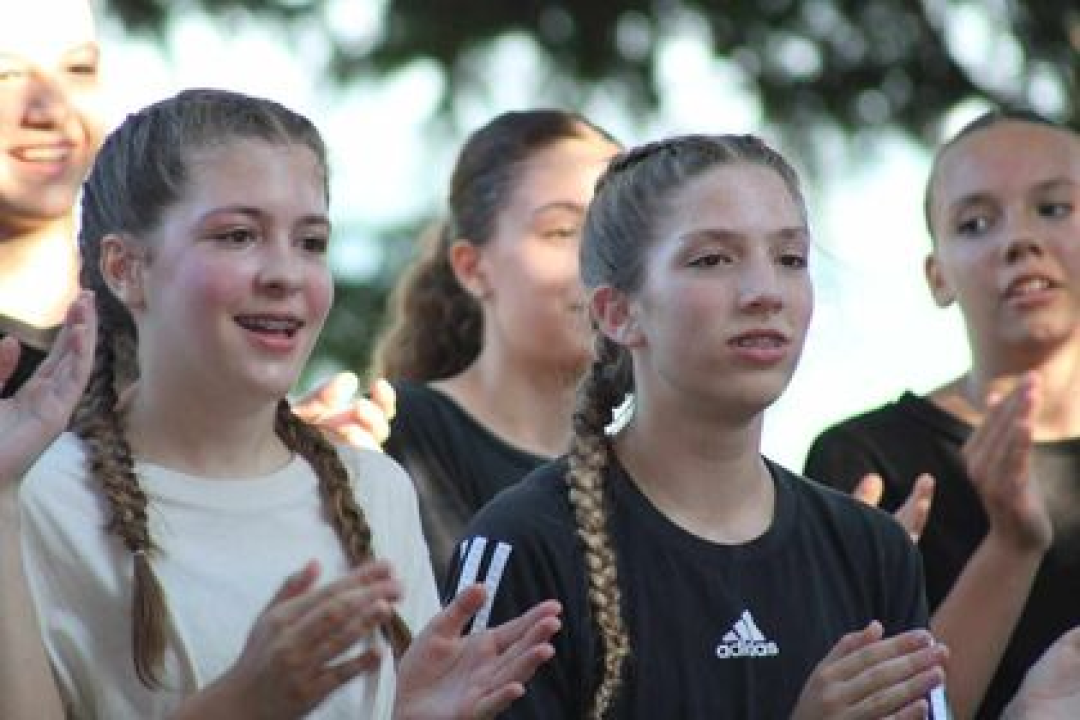 Učenice šibenske OŠ za balet i suvremeni ples na ljetnoj školi u Grožnjanu