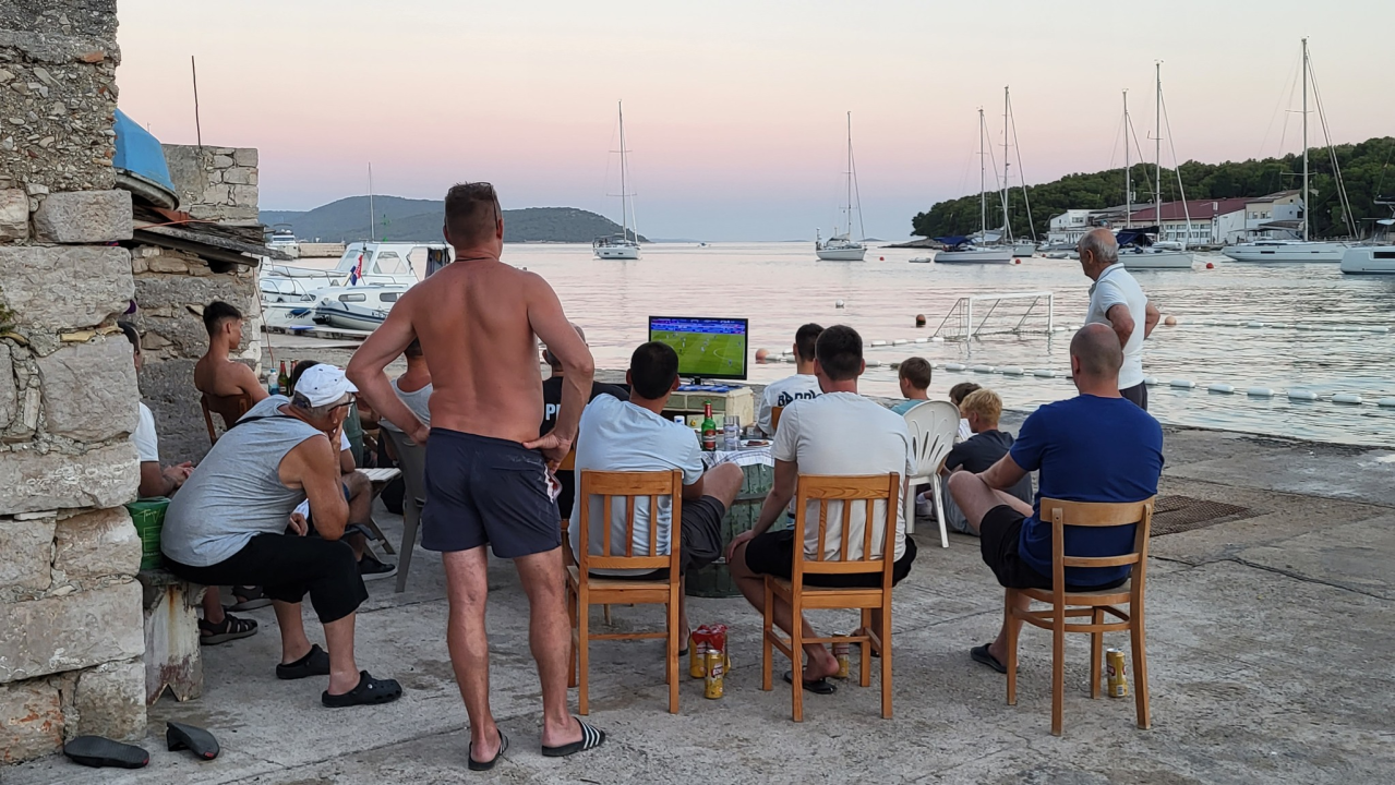 Povijesna utakmica za Prvić Luku: Kako je vaterpolo uzburkao usnulu valu...