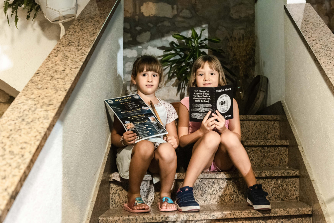 Rock'n'roll, finger food i kokteli: Stray Cat mjesto je koje morate posjetiti! 