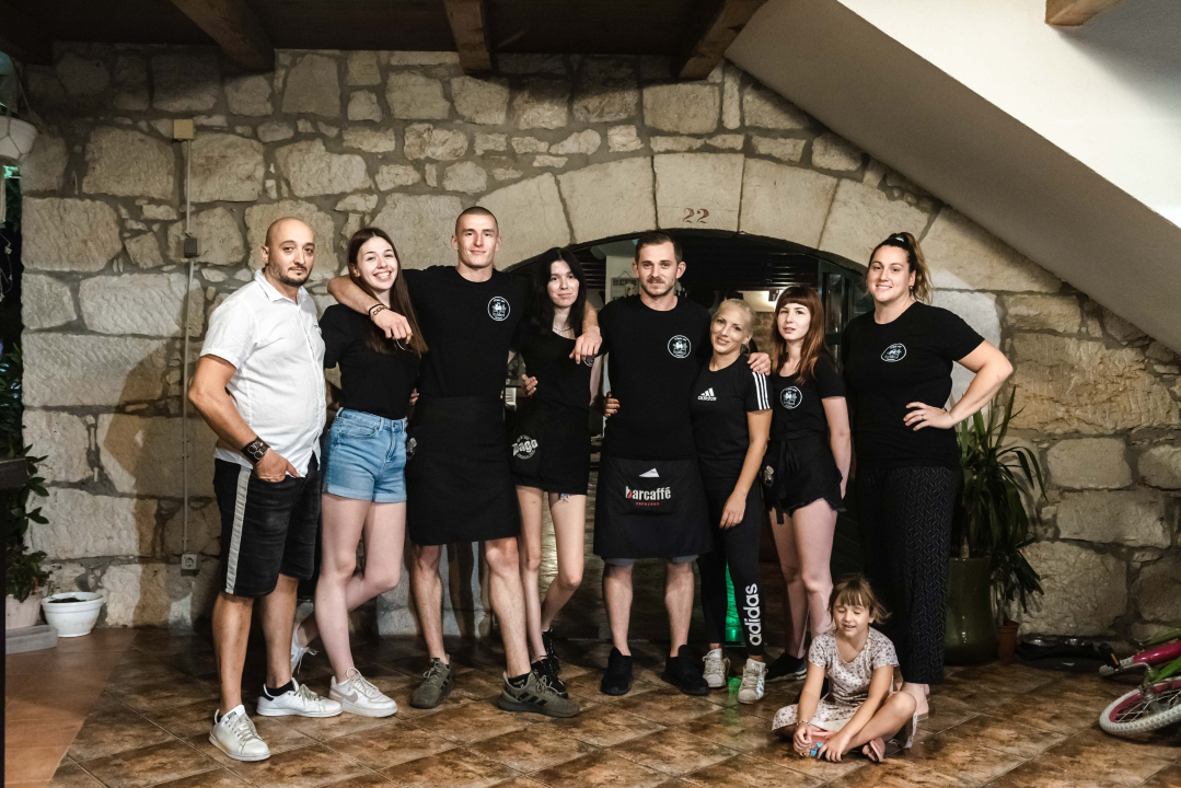 Rock'n'roll, finger food i kokteli: Stray Cat mjesto je koje morate posjetiti! 