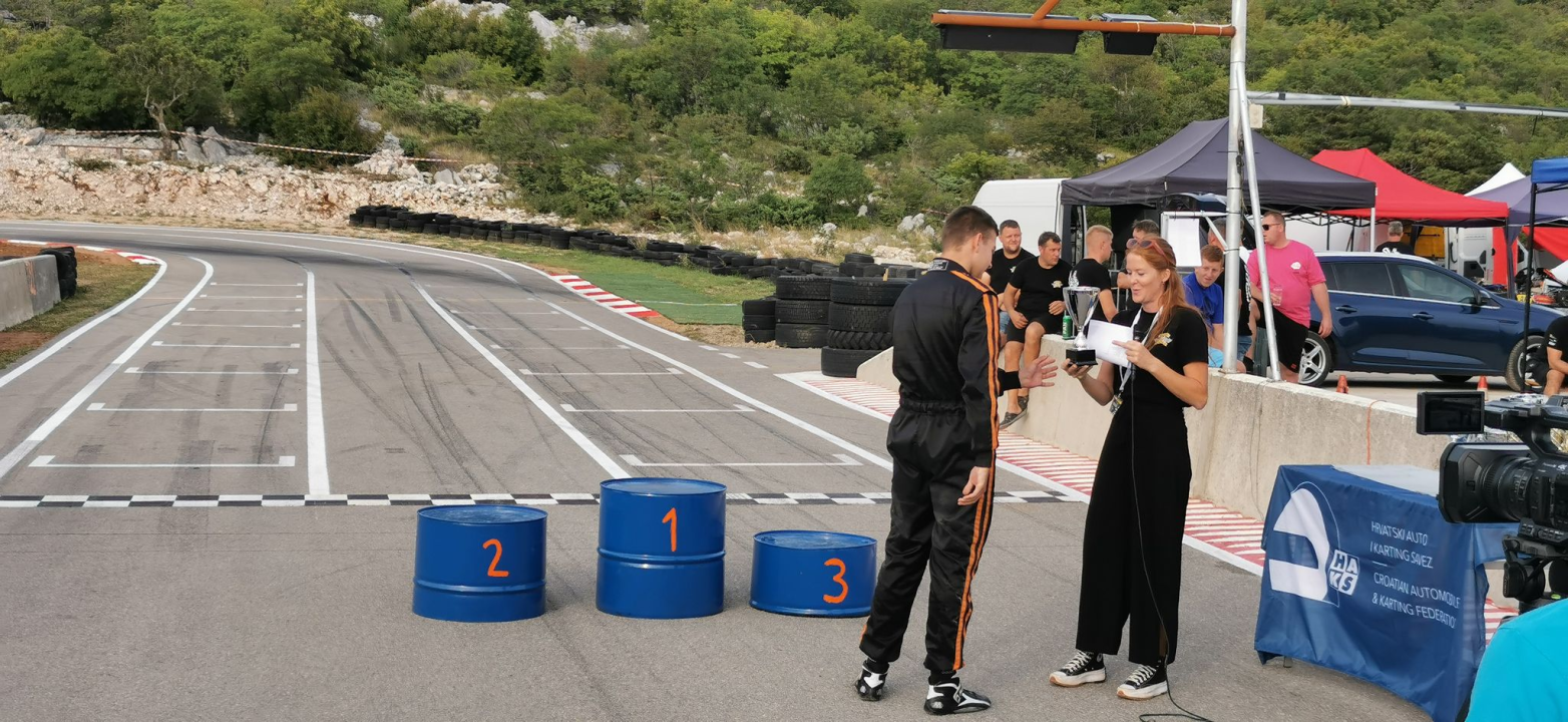 Šibenski kartingaš Franko Škugor treći na drugoj nagradi Kartodroma Bura