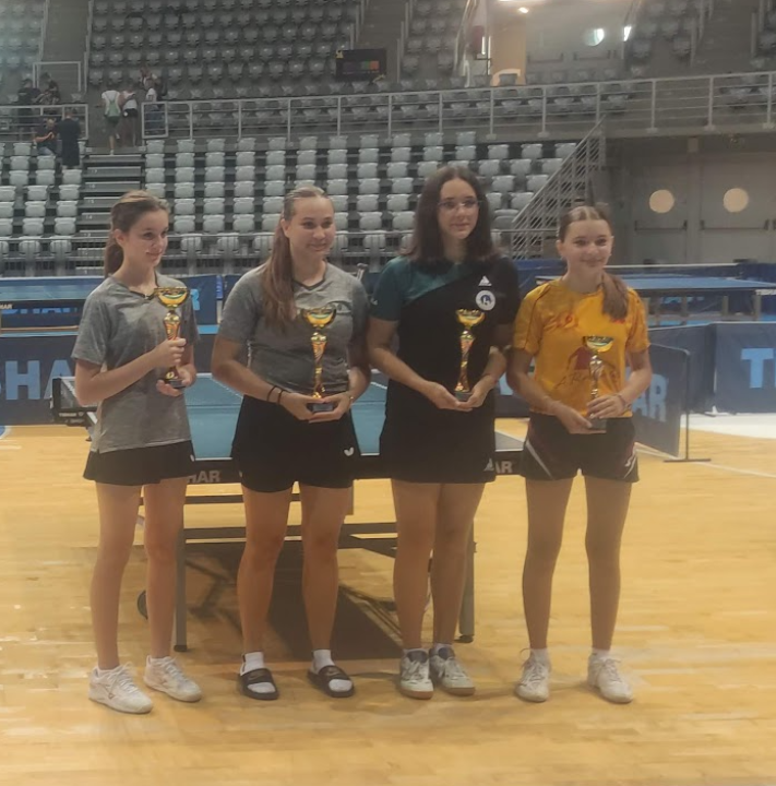 Uspjeh za stolnotenisačice: Šibenčanke iz Zadra odlaze punih ruku trofeja