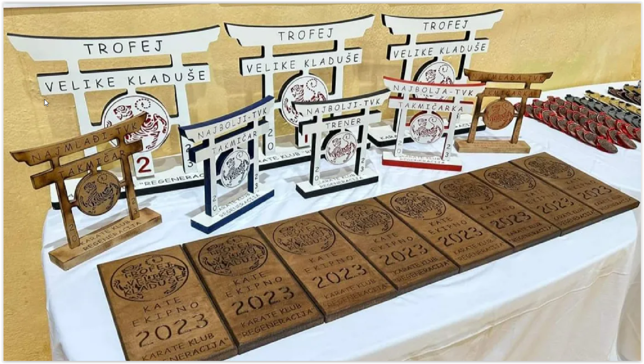 'Žetva' medalja za Karate klub Šibenik 1066: Osvojili ih čak 29 u Velikoj Kladuši