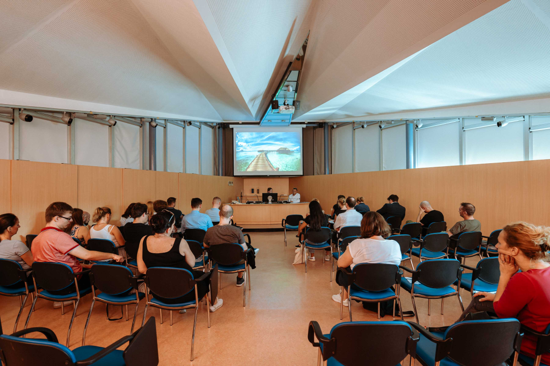 Svako dijete treba mir: U knjižnici predavanje o migrantima u lokalnoj zajednici i izložba ratnog MDF-a