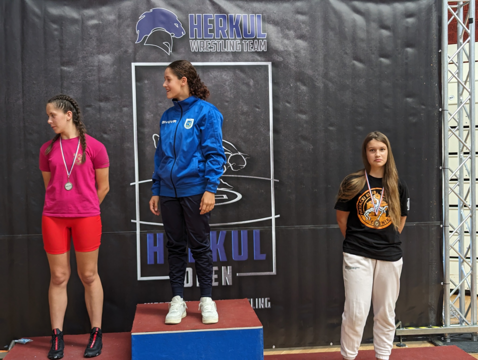 Šibenski hrvači za vikend nastupili na tri natjecanja: Doma se vratili s pregršt medalja