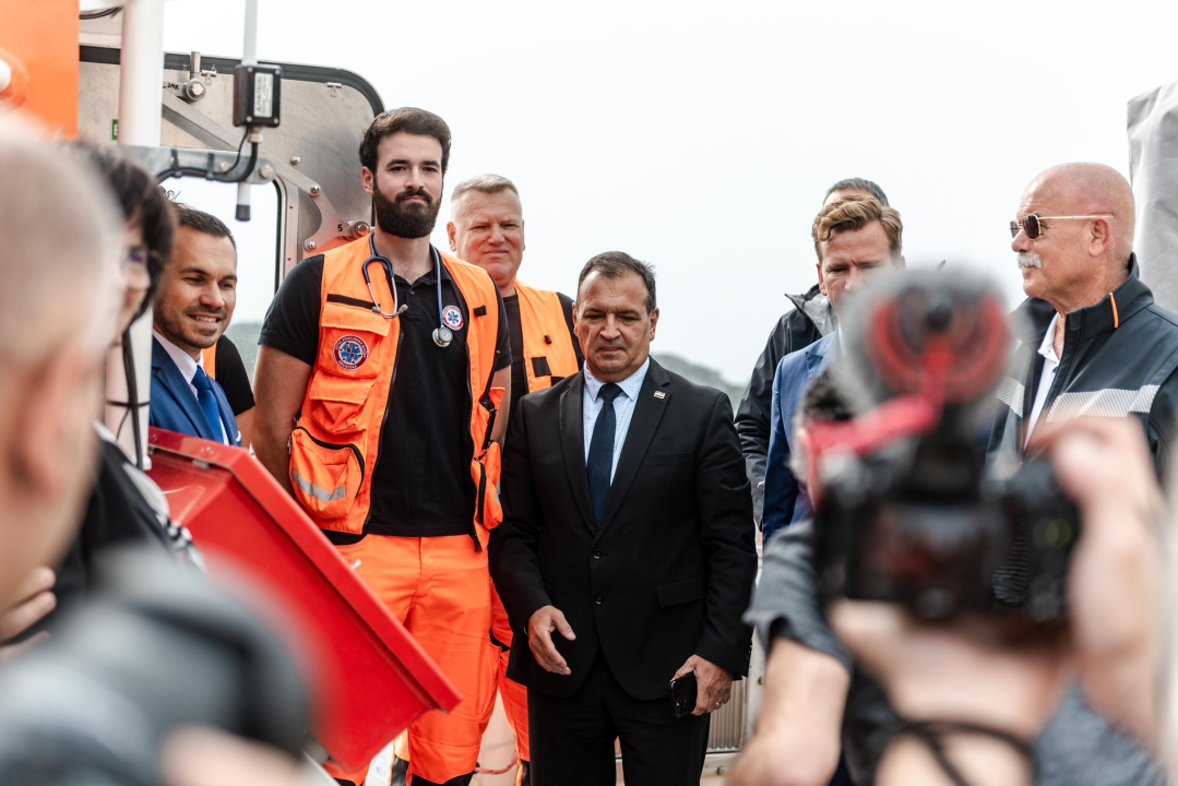 Šibenik dobio brodicu za hitnu pomoć koja plovi i u najekstremnijim vremenskim uvjetima