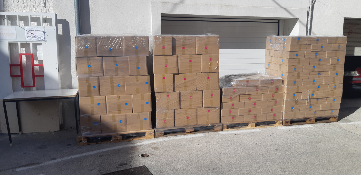 GDCK Šibenik počelo s podjelama školskog pribora za učenike osnovnih škola 