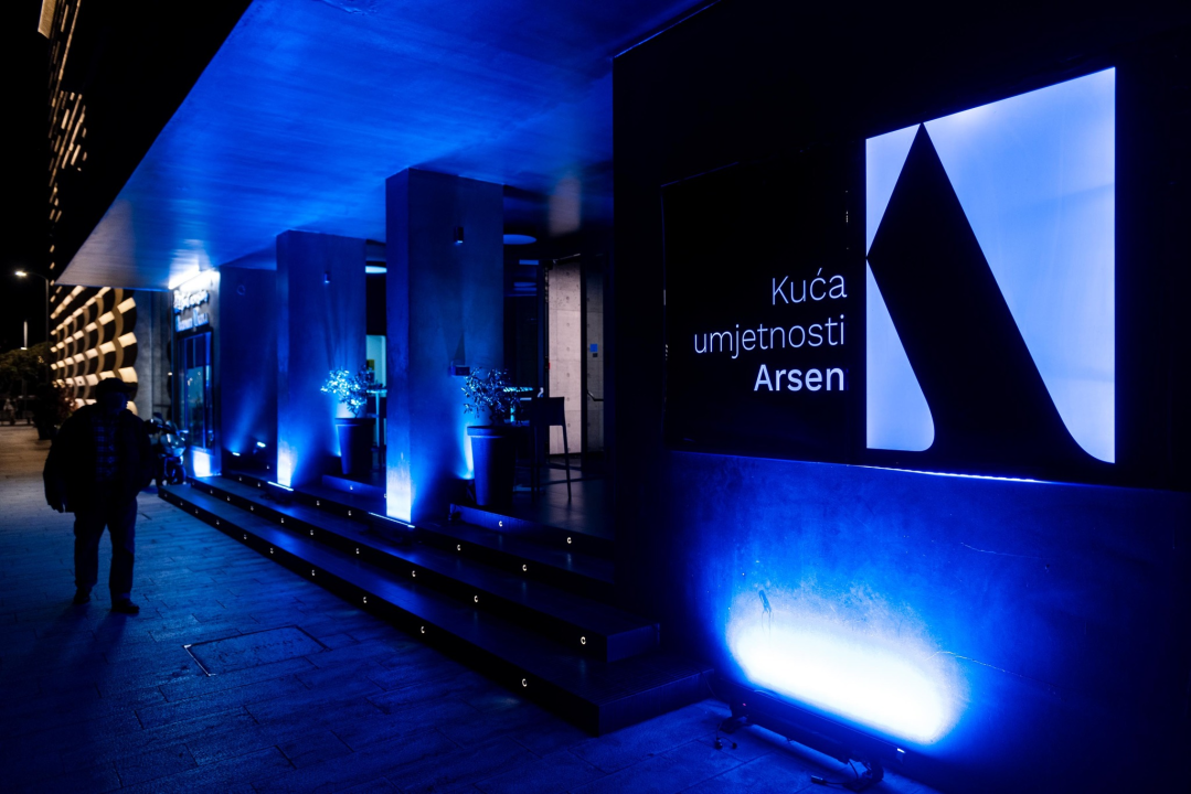 Katedrala i Arsen zasvijetlili u plavoj boji u povodu Svjetskog dana djece