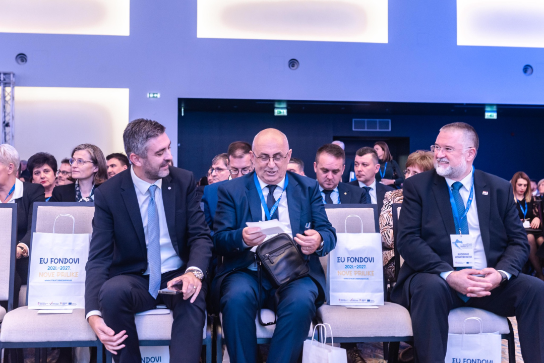 Premijer Plenković posjetio Šibenik: Sastao se s gradonačelnikom Burićem i sudjelovao na svečanosti u Solarisu 