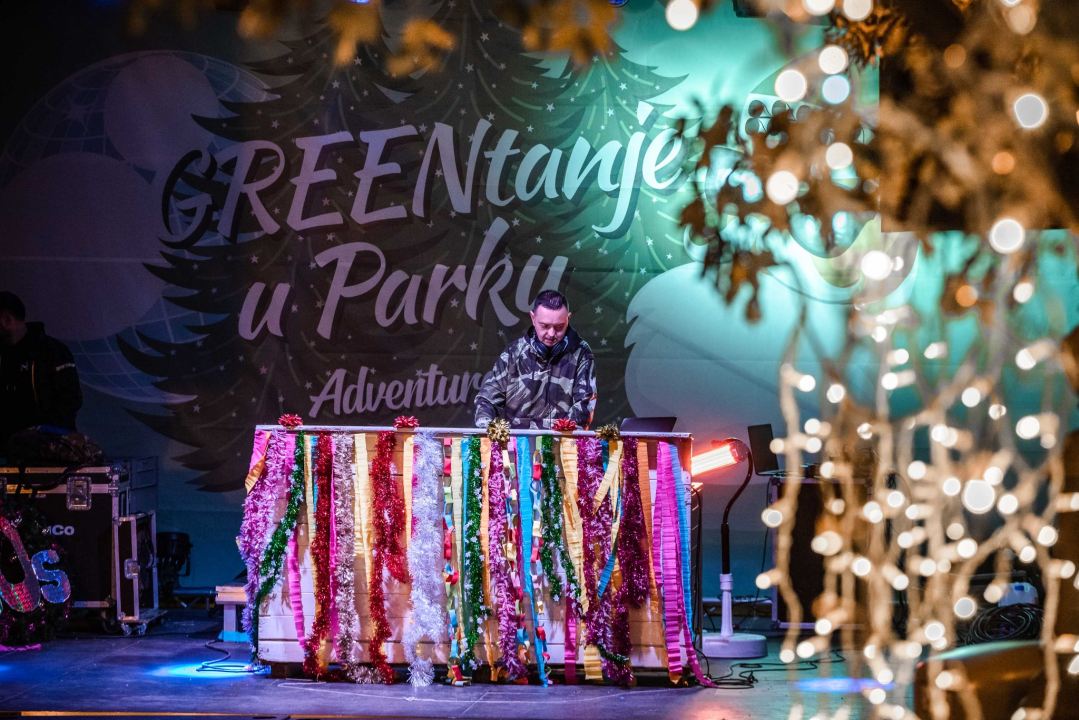 DJ Zorro u četvrtak je preuzeo pozornicu na Adventuri