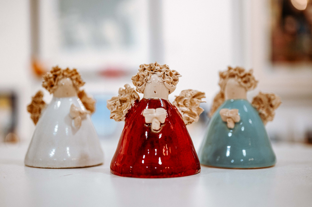 U Galeriji Juraj Dalmatinac potražite predivne unikatne poklone i umjetnine po odličnim cijenama 