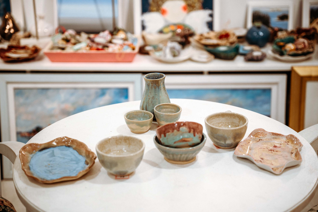 U Galeriji Juraj Dalmatinac potražite predivne unikatne poklone i umjetnine po odličnim cijenama 