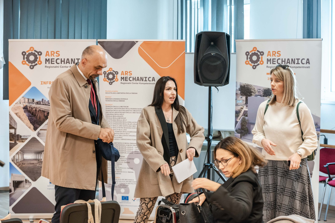 U Industrijsko-obrtničkoj školi u Šibeniku održana završna konferencija projekta RCK ARS Mechanica  