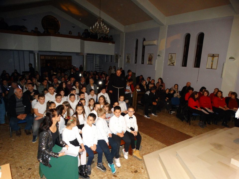 U crkvi sv. Kate na blagdan sv. Stjepana održan tradicionalni Božićni koncert ‘Vukšiću na dar’ 