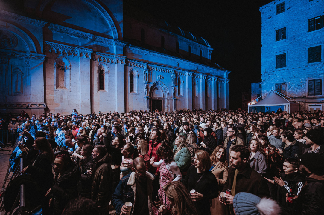  Vanserijskim koncertom Parova Stelara Šibenik uplesao u novogodišnji vikend!  