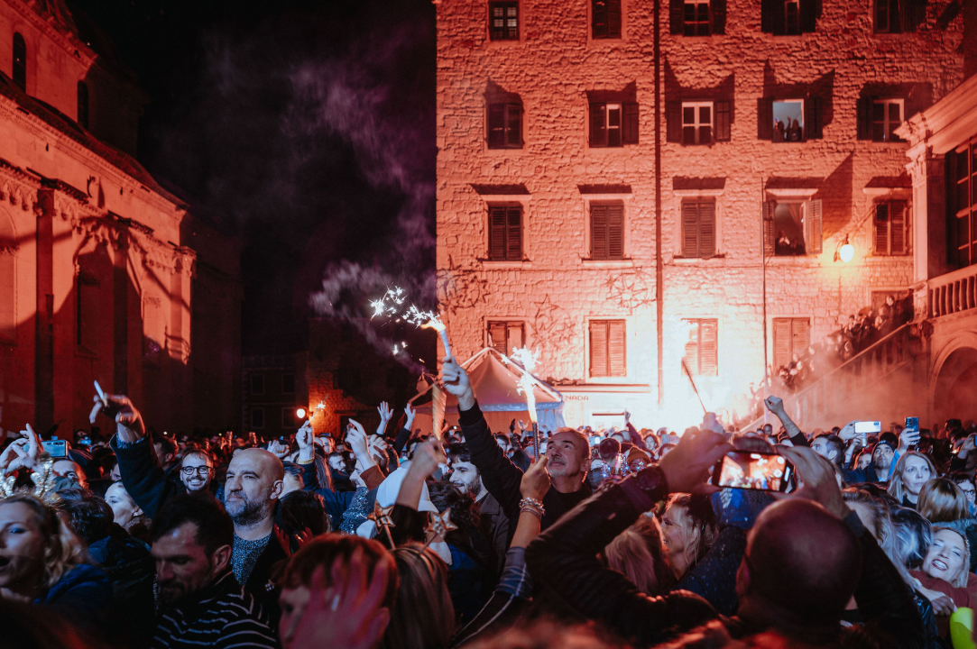 Stereo MC's uveo Šibenčane u 2024. godinu