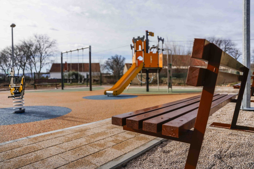 U Gorišu izgrađeno i opremljeno novo dječje igralište