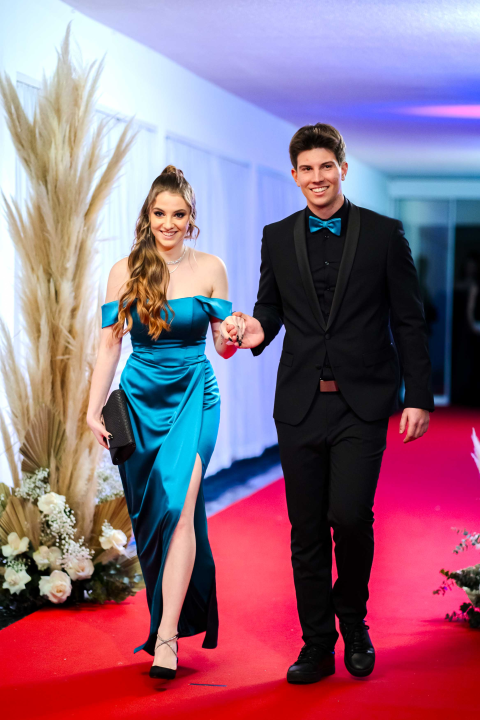 Zavirite na blještavi maturalni ples Ekonomske škole Šibenik (2)