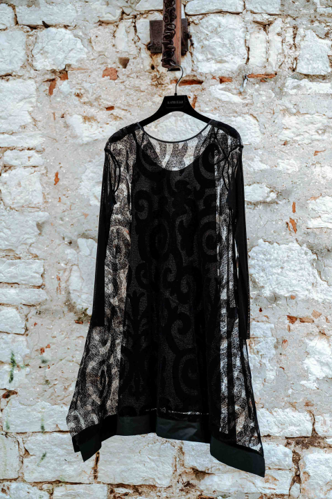 U Galeriji Juraj Dalmatinac potražite poklone za Valentinovo i maturalne haljine 