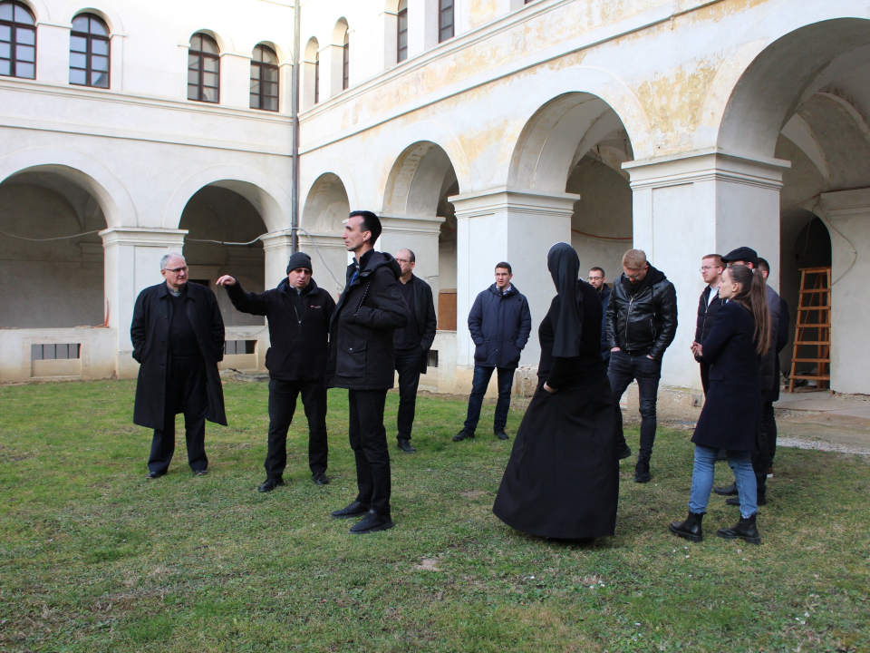 Održan team building članova Odbora HBK-a za mlade, biskup Rogić predslavio misu