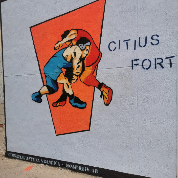 Dva murala u dvorištu gimnazije na 80 kvadrata zida: Grafiti kao umjetnost, a ne vandalizam