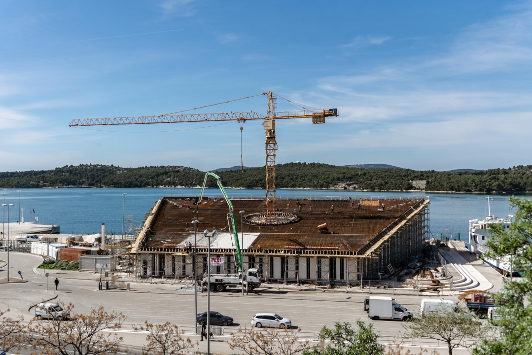 Putnički terminal na gatu Vrulje već sad dominira šibenskom lukom