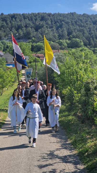 U Rupama proslavljen blagdan sv. Jure, novaci s Visovca nosili kip sveca