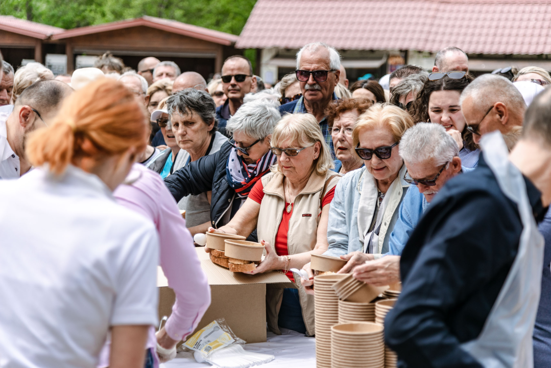 Uz podjelu graha u NP Krka obilježen Praznik rada: 'Moramo kontinuirano raditi na poboljšanju radničkih prava' 