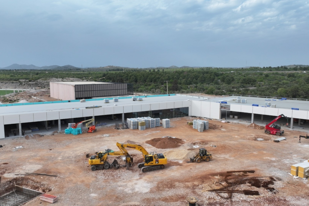 Gradi se novi trgovački centar na ulazu u Vodice