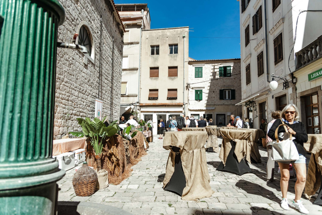 Marenda na Maloj loži: Tradicionalni recepti, klapa, radionice...