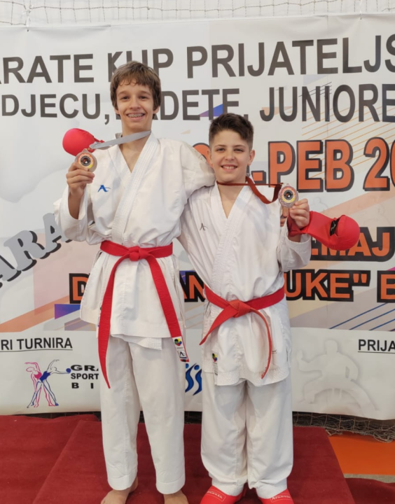 Čak 40 medalja karataša KK Šibenik 1066 na Kupu prijateljstva u Bihaću