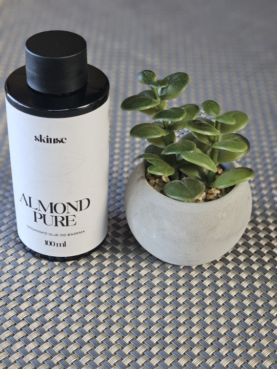 Jure Rončević zajedno s obitelji bavi se uzgojem badema: ‘Nismo htjeli zapustiti djedovinu’