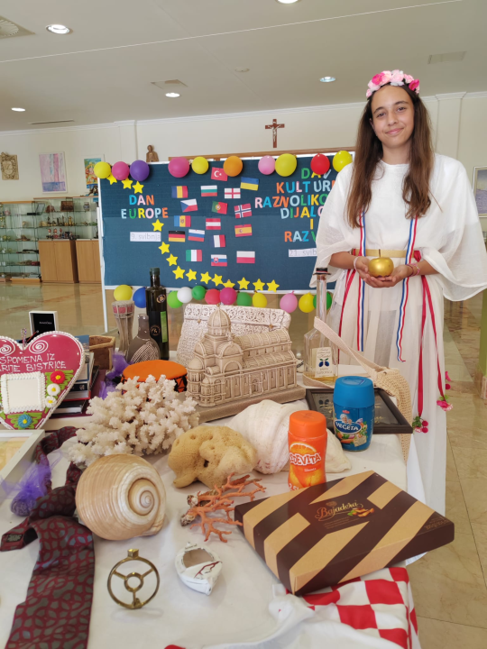 Europa u gostima: Katolička škola ugostila 28 govornika iz 17 europskih država