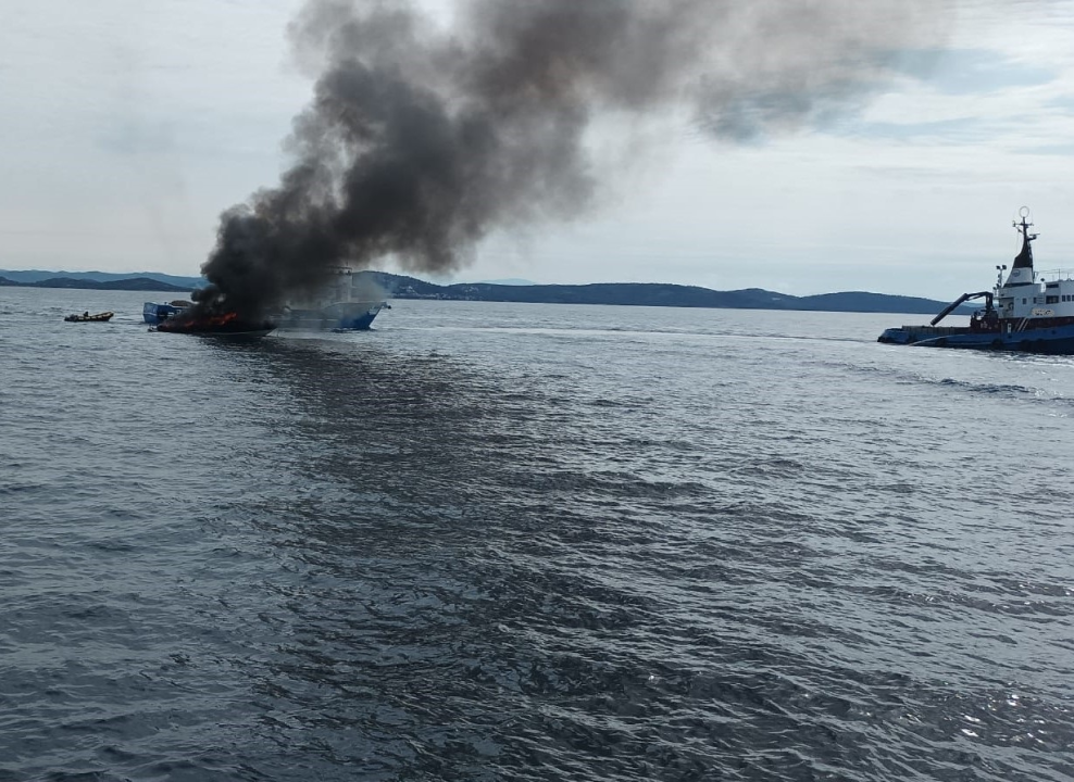 Darko Dukić demantira Ministarstvo: 'Požar brodice nije gasio canader'