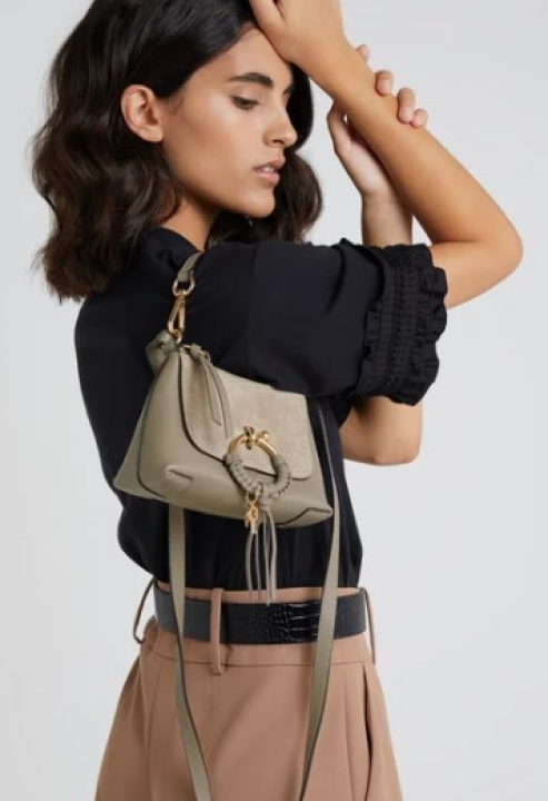 Ove sunčane naočale izabrat će profinjene šibenske cure, ali i njihove grandece majke 