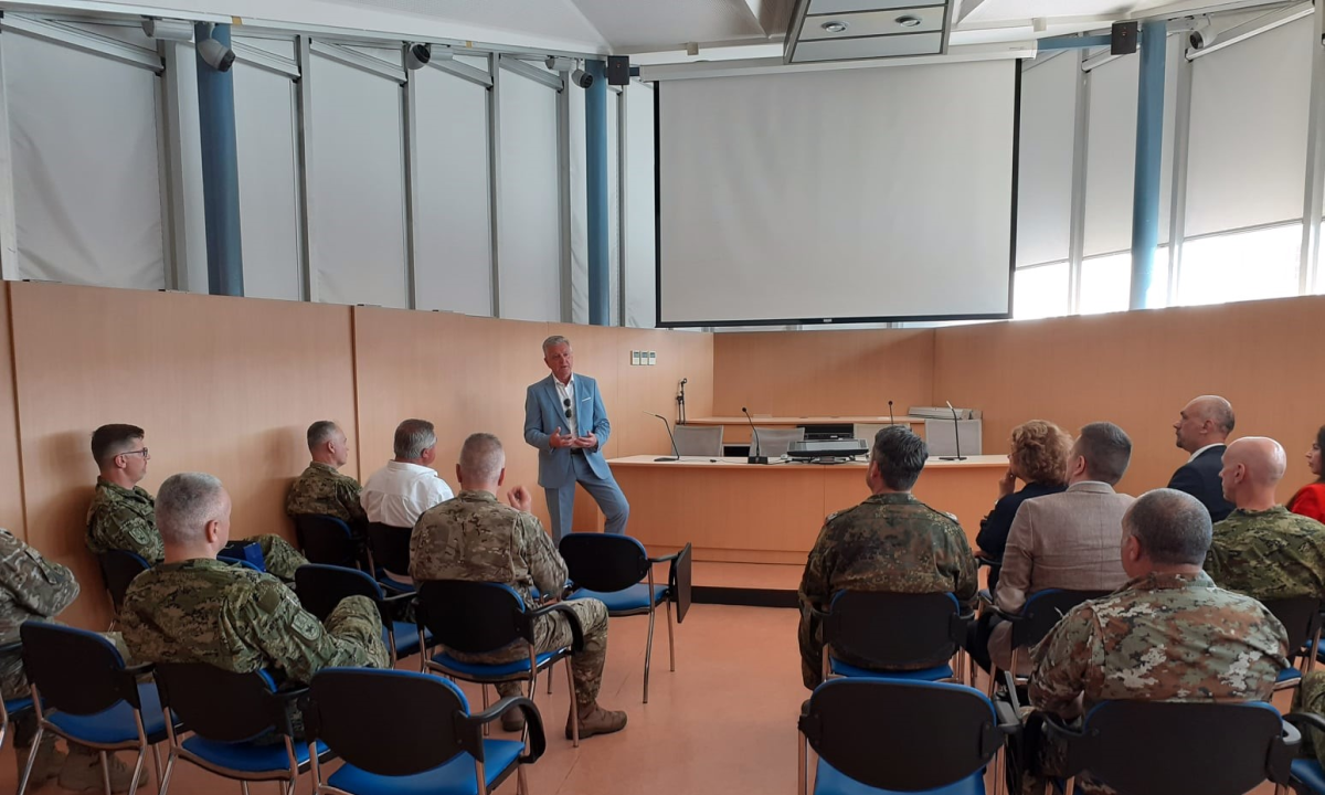 Burić i Jelić primili polaznike Ratne škole 'Ban Josip Jelačić'