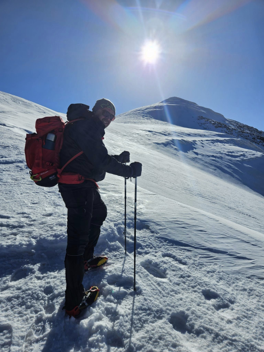 Anton Dobra na vrhu Ararata: Šibenska zastava na mjestu 'gdje se nasukala Noina arka'