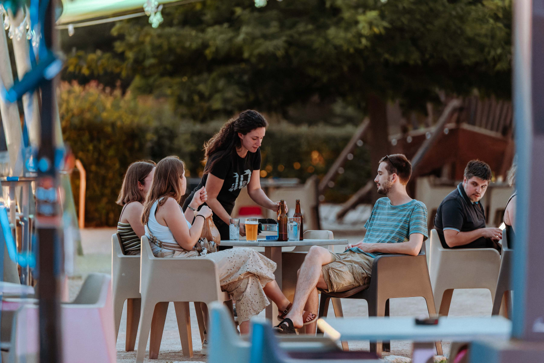 Srđan Ivanović na Baroneu predstavio glazbu koja nastaje utjecajem Sarajeva, Atene i Pariza 