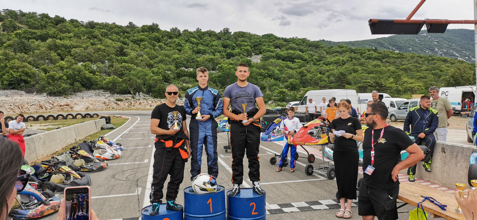 Šibenski kartingaš Franko Škugor drugi u najsnažnijoj Rotax klasi Rotax Max DD2 Master