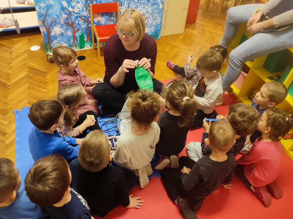 Pjesmom, plesom i prigodnim pričama obilježen kraj pedagoške godine u vrtiću Vidici  